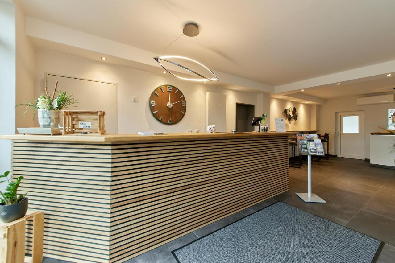 וינטריך Moselhotel Weinhaus Simon 'Sauna'Restaurant'Eladesaeule מראה חיצוני תמונה