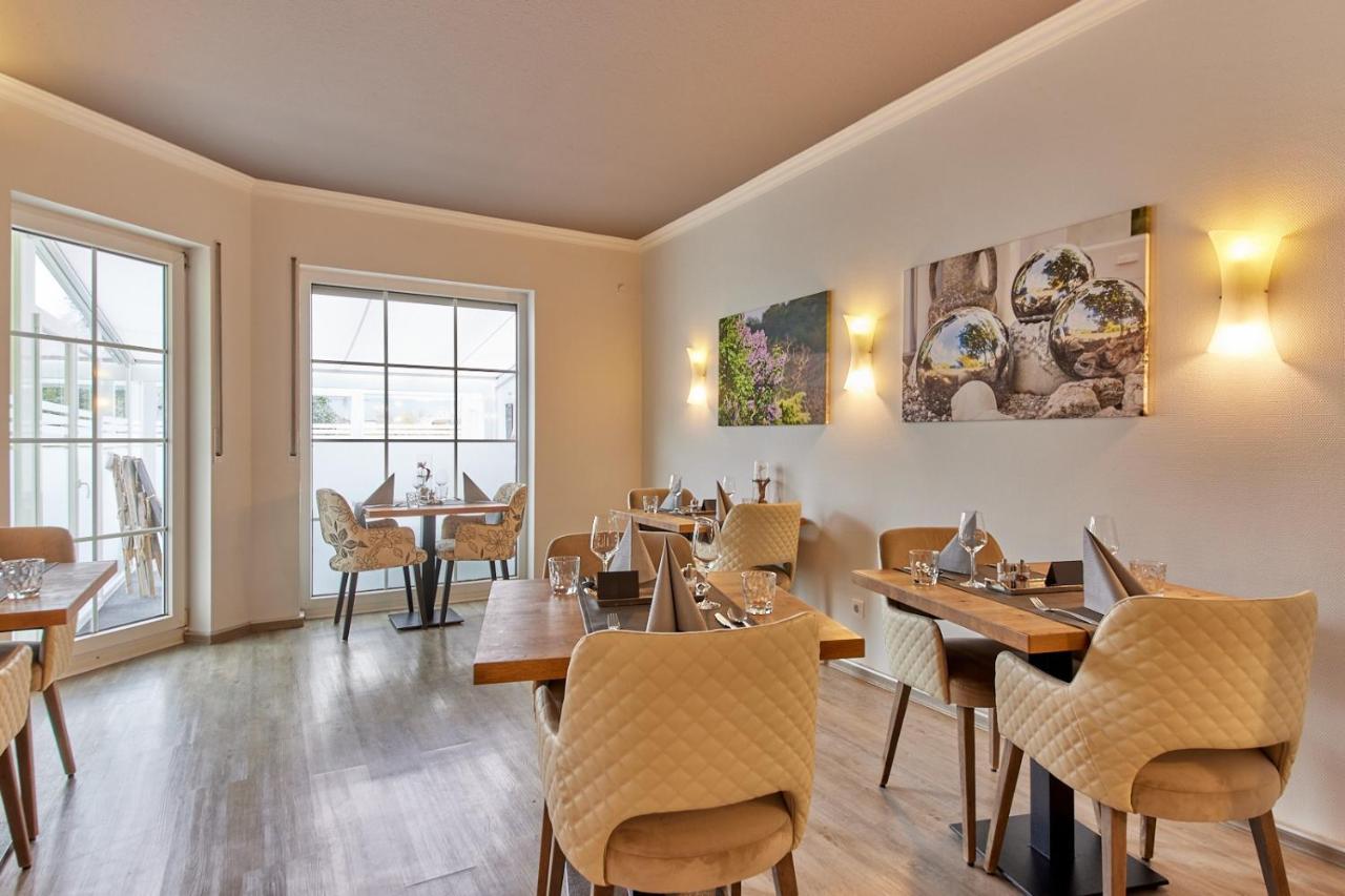 וינטריך Moselhotel Weinhaus Simon 'Sauna'Restaurant'Eladesaeule מראה חיצוני תמונה