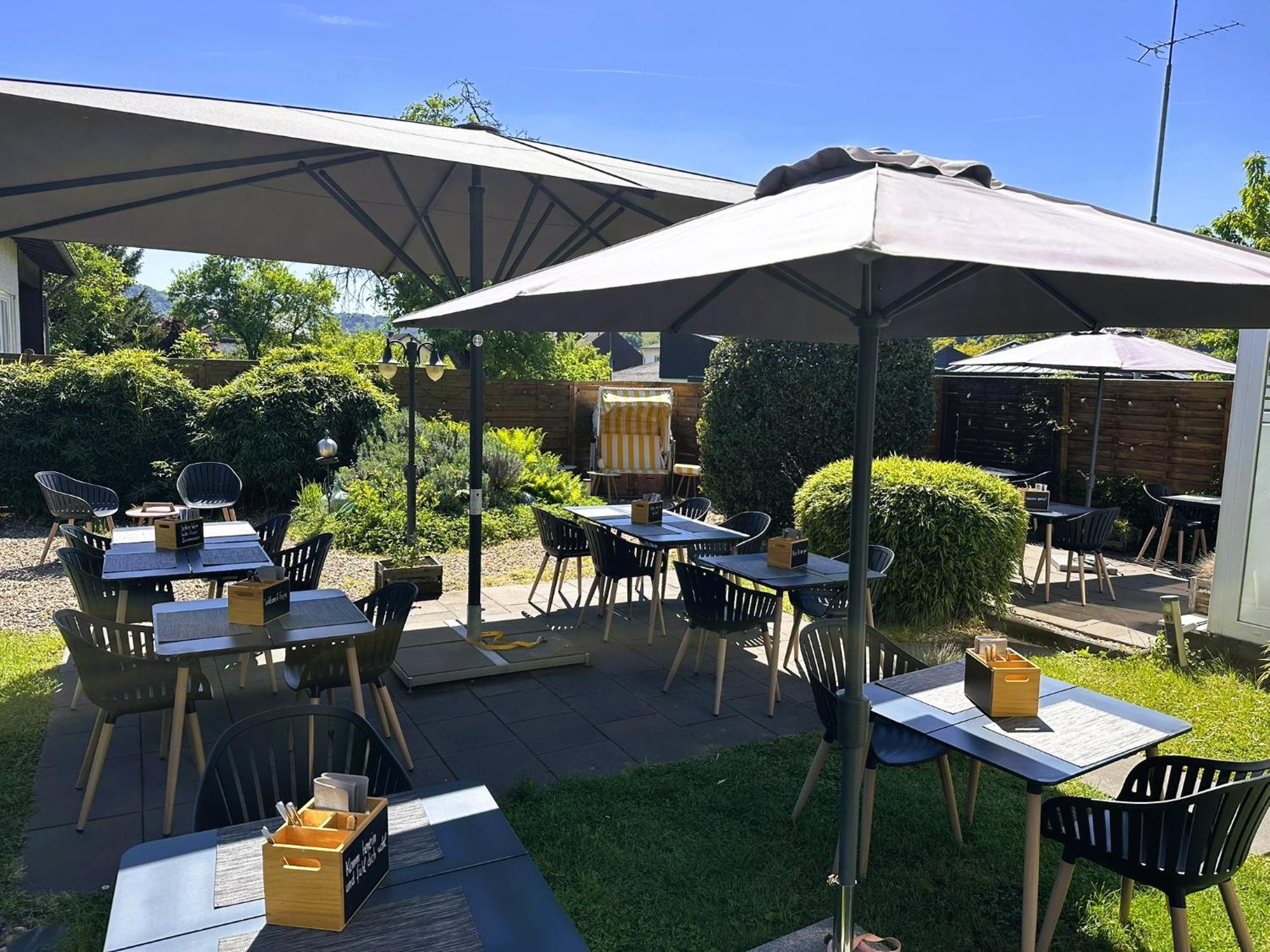 וינטריך Moselhotel Weinhaus Simon 'Sauna'Restaurant'Eladesaeule מראה חיצוני תמונה