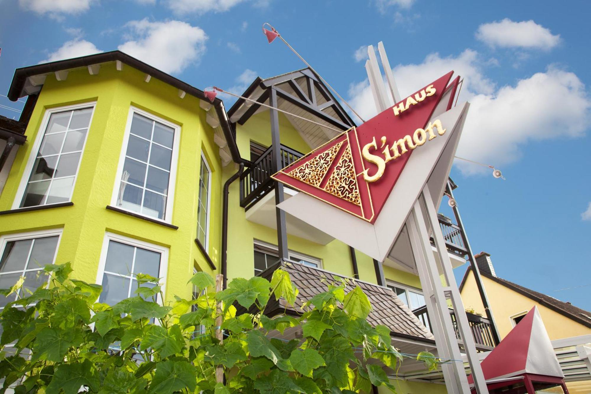 וינטריך Moselhotel Weinhaus Simon 'Sauna'Restaurant'Eladesaeule מראה חיצוני תמונה